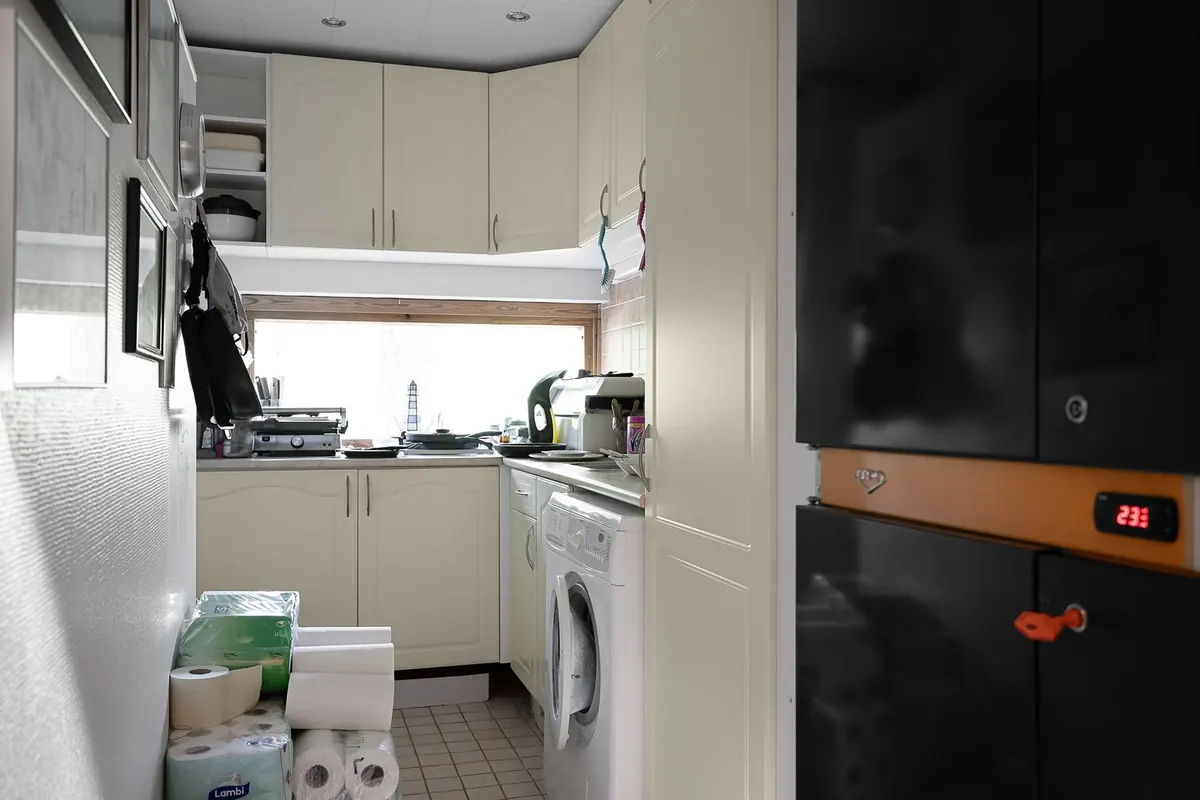 How to Plan a Kitchen Layout for a Narrow Fenland Cottage: A Step-by-Step Guide