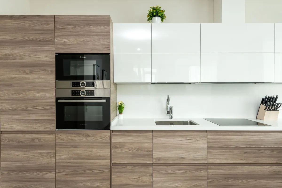 Quartz vs Granite vs Laminate Worktops: A Beginner's Comparison Guide